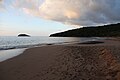 Plage de la Perle mit Blick auf die Insel Îlet à Kahouanne