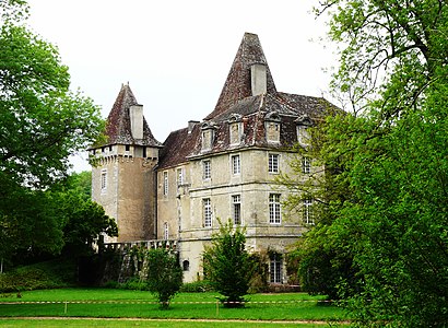 Pavillon d'angle ajouté au XVIIIe siècle