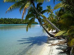 Tapuaetai (One Foot Island) on the southern part of Aitutaki