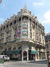 Ancienne boutique Fauré Le Page, au 8, rue de Richelieu.