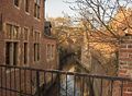 L'un des canaux passants le long du Grand béguinage.