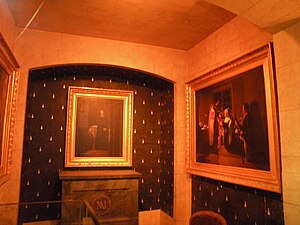 Peintures de Marie-Antoinette dans la chapelle du Souvenir.