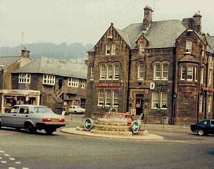 Crown Hotel in Matlock, links der „Ballroom“ (1980)