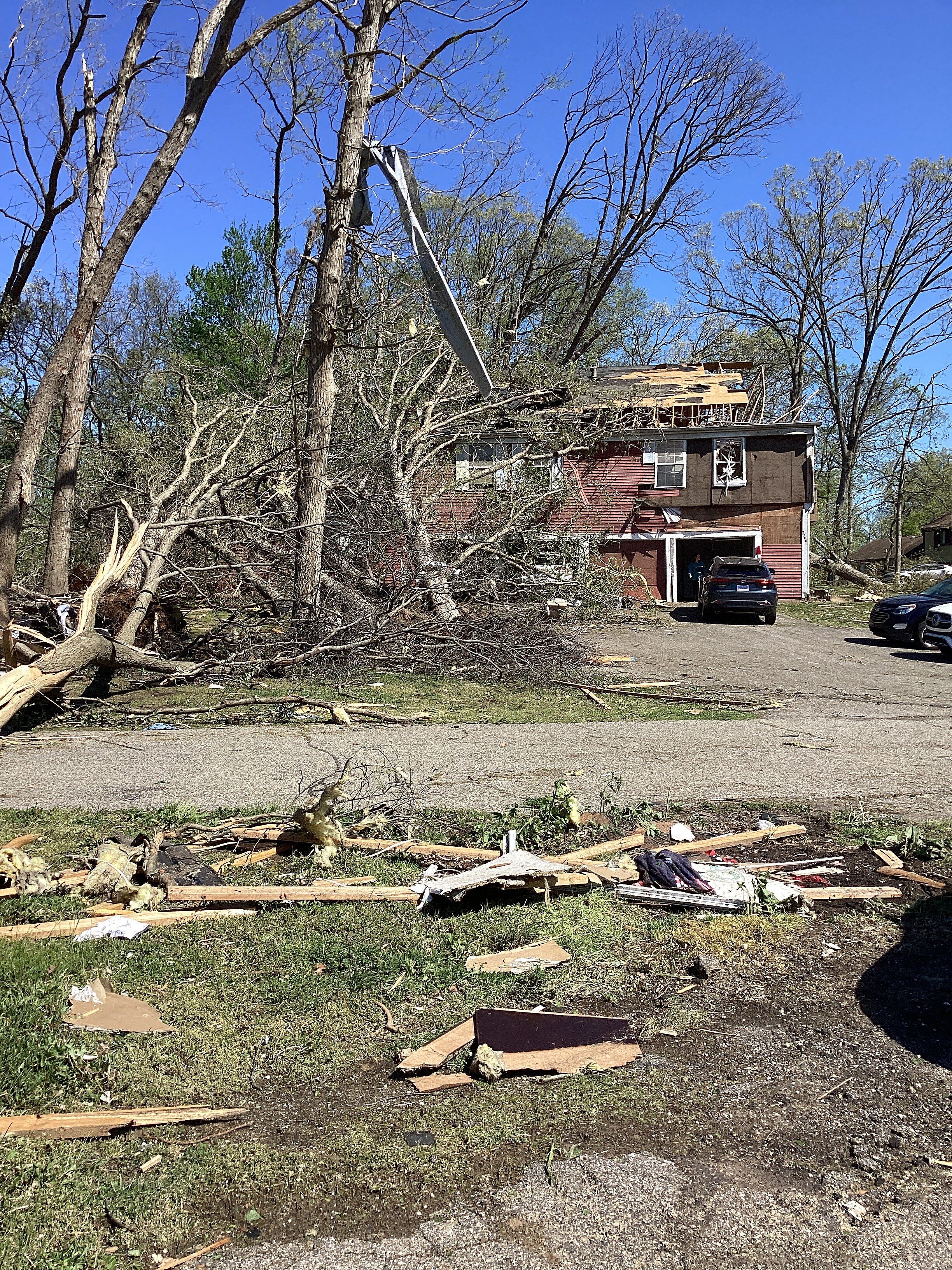 High-end EF2 damage at an apartment complex in Portage, Michigan.