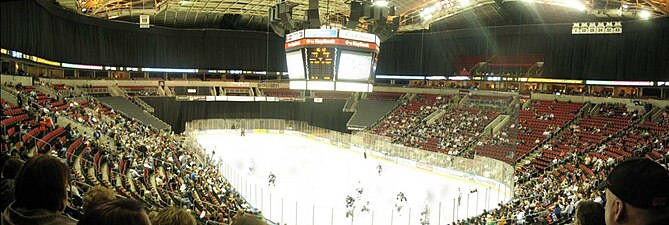 Exteriören av arenan med uppförd ishockeyrink, 2012.