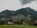 Nassereith, living houses with mountains in background
