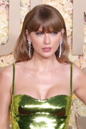 Taylor Swift in a green gown at the 81st Golden Globe Awards