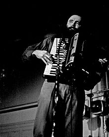 Hudson performing with the Band, Hamburg, Germany, May 1971