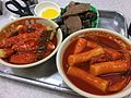 떡볶이, 순대와 돼지 간