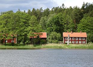 Bränninge bruks kvarvarande byggnader