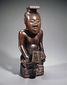 Sub-Saharian African (in this case produced in the Kuba Kingdom from present-day Democratic Republic of the Congo) – Ndop of King Mishe miShyaang maMbul (1760–1780), wood, Brooklyn Museum, New York City