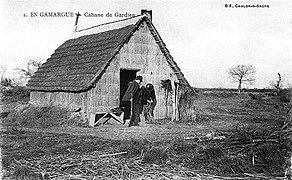 Cabane en roseau du début du XXe siècle.