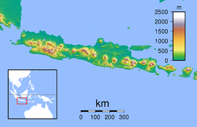 Monte Merapi está localizado em: Java