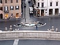 Rome, place des espagnols, vue sur la fontaine Barcaccia