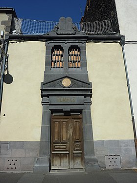 Façade de la synagogue avant restauration.