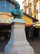 Buste le représentant réalisé par Léopold Morice, sur la place Masséna à Antibes.