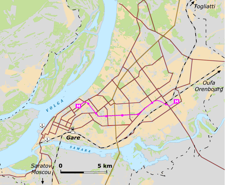 Plan général de Samara : gare, ports passager et fret, ligne de métro, axes ferroviaires.