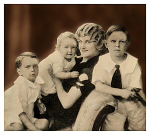 Bernard, Ellen, Ella and Waldemar 1924