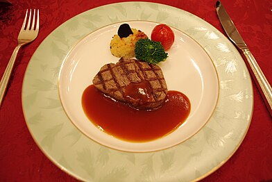 Filet de bœuf grillé, sauce madère