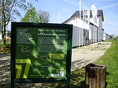 Panneau d'information à côté de l'ancienne gare de Brie-Comte-Robert.