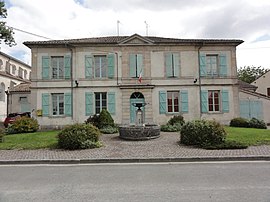 The town hall in Lavallée