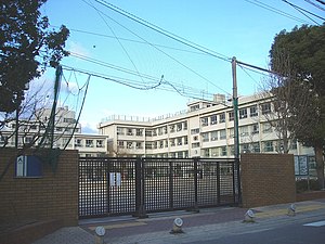 豊中市立庄内小学校