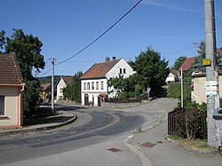 Road through Vranová