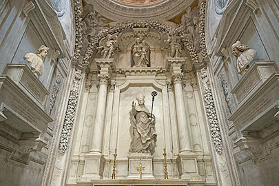 The Chapel (with a statue of Gerardo Sagredo by Josse de Corte)