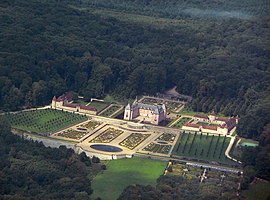 Château de Montjeu at Broye