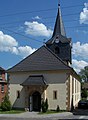 Ev. Filialkirche mit Ausstattung und Kirchhof