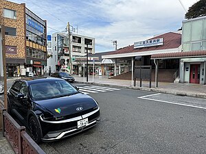 車站入口與站房（2023年11月）