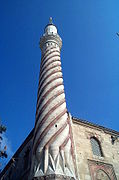 Minaret à trois balcons.