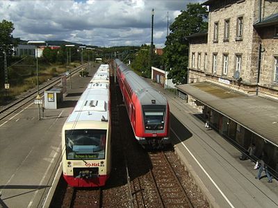 A Ringzug service to Aldingen and the Stuttgart-Singen Regional-Express service meet in Spaichingen