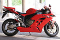 Honda CBR1000RR（英语：Honda CBR1000RR） sport bike