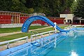 Freibad am Fuß der Burg Neideck