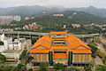 前方建築物為香港文化博物館，大埔公路－大圍段在其後方