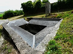 Lavoir troglodytique.