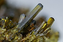 Well-developed epidote prismatic crystals from Russia