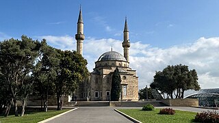 Mezquita de los Mártires en Bakú (Azerbaiyán)