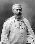 Joseph Dupont, obispo misionero francés, vicario apostólico de Niassa, pionero en la provincia del Norte de Zambia (noreste de Rodesia) de 1885 a 1911. Convenció a los temidos bembas de que le permitieran ser el primer misionero en territorio de Kasama (Zambia).