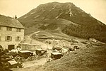 Le puy Redon/Lacroix et le puy de Dôme vus depuis le col de Ceyssat vers 1885.