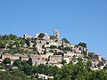 Château de Lacoste cour, fossé