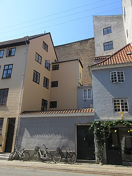 The complex seen from Rådhusstræde.