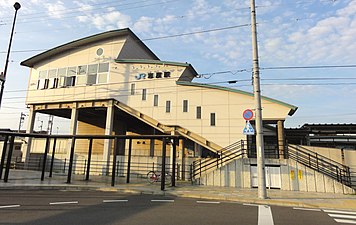 The south entrance of the station.