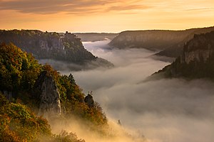 19. Platz: Meyer.Ludwig Neu! mit Sonnenaufgang im Naturpark Obere Donau