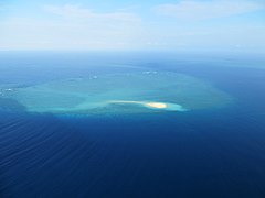 Vue aérienne de l'Îlot de Sable Blanc.