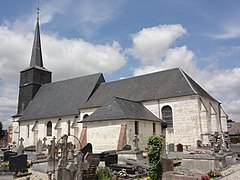 L'église Notre-Dame, le chœur et la nef.