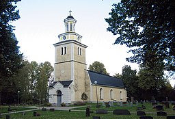 Bro kyrka i september 2012