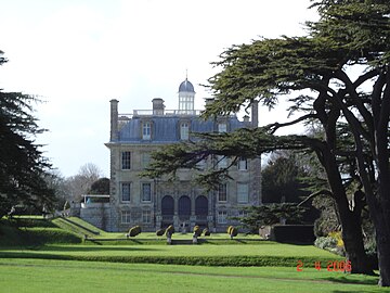 La façade Est de la maison.