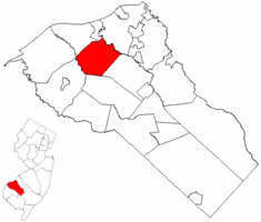 Location of East Greenwich Township in Gloucester County highlighted in red (right). Inset map: Location of Gloucester County in New Jersey highlighted in red (left).
